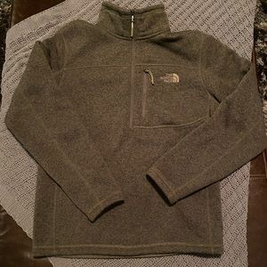 The North Face Men’s Olive Pullover